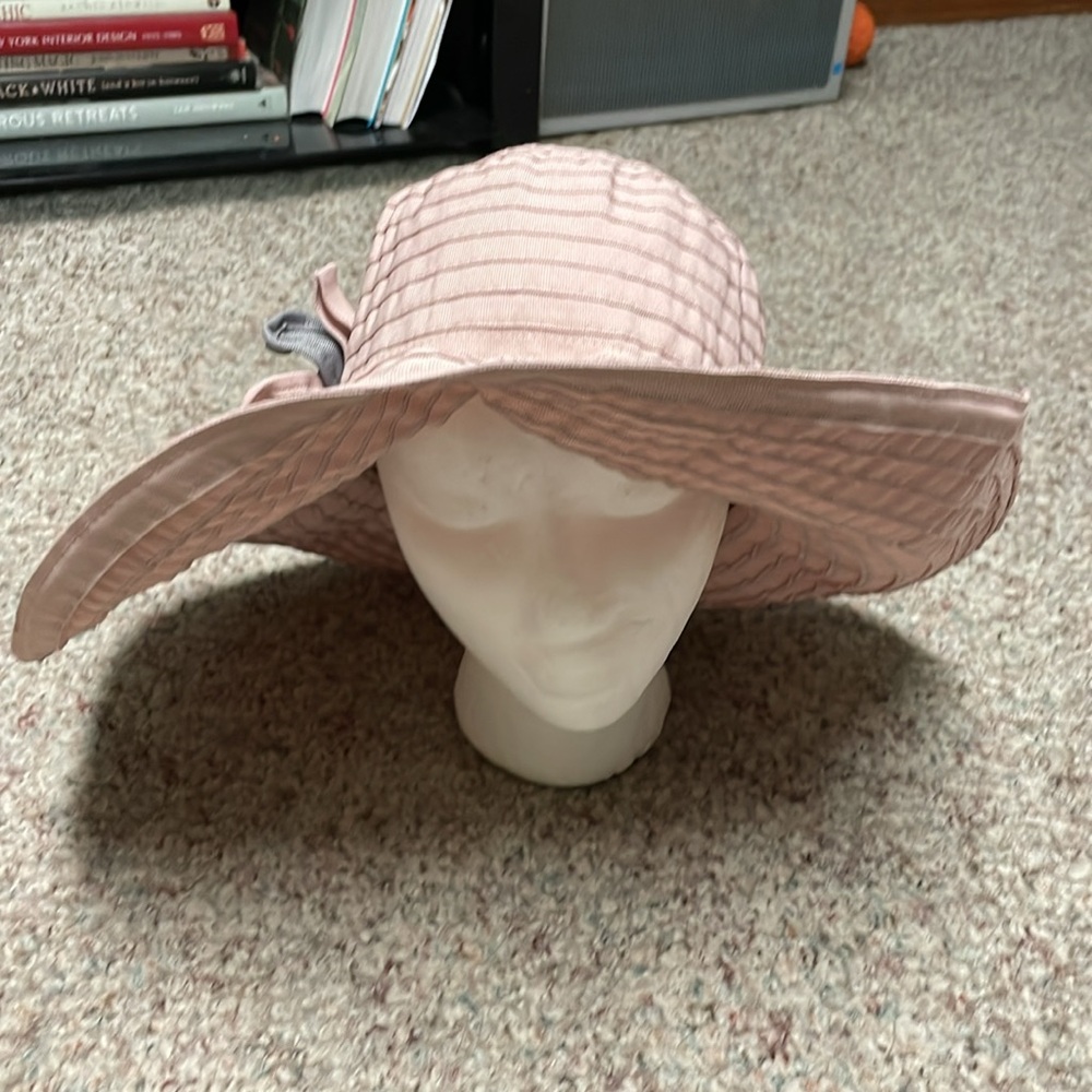 Betmar ny Pink floppy Sun Hat with floral accent